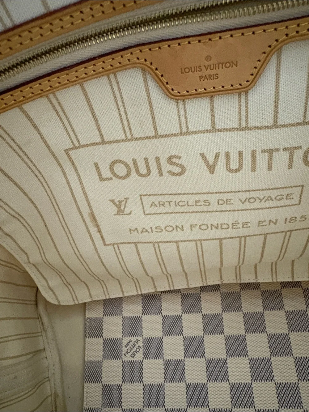Louis Vuitton classic louis